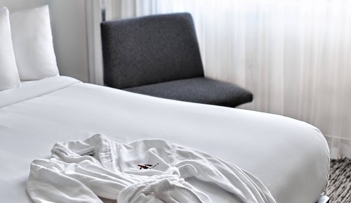 Habitación, 1 cama de matrimonio grande con sofá cama, no fumadores (Hearing Accessible)