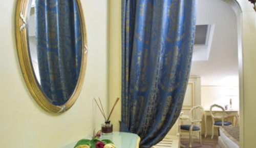 Habitación Junior Ático con ventanas Velux