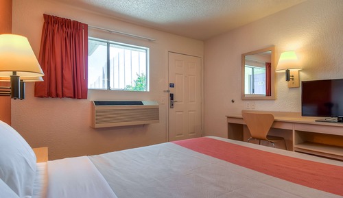 Habitación estándar, 1 cama doble, no fumadores