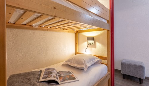 Appartement 6 personnes - 1 chambre + 1 coin nuit - rénové
