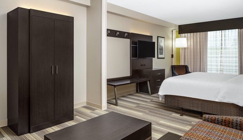 Suite, 1 cama de matrimonio grande, accesible para personas con discapacidad (Communications)