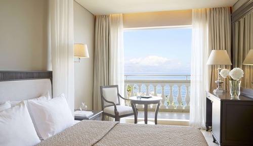 Habitación Deluxe con 1 cama doble o 2 individuales, balcón, vistas al mar