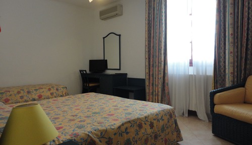 Habitación triple Deluxe