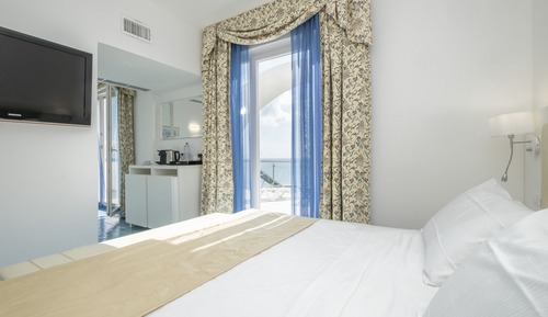 Suite junior, vistas al mar