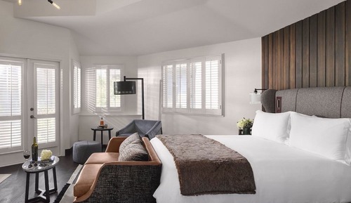 Habitación, 1 cama de matrimonio grande (The Villagio Estate)