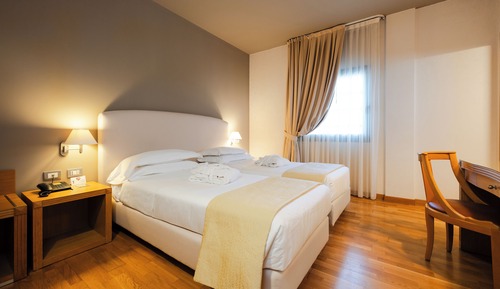 Habitación con 1 cama doble o 2 individuales