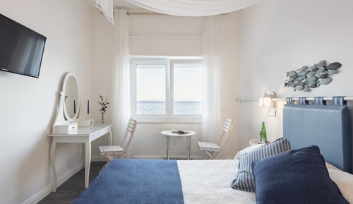 Habitación Deluxe con 1 cama doble o 2 individuales, vistas al mar