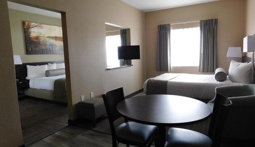 Suite estándar, varias camas, no fumadores