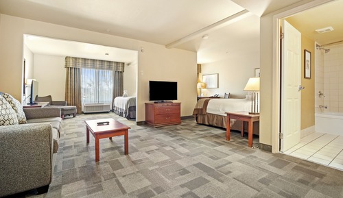 Suite familiar, varias camas, no fumadores