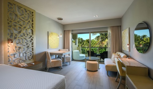 PREMIER LUXURY JUNIOR SUITE