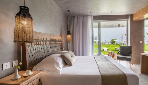 Villa, frente a la playa