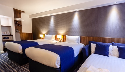 Habitación estándar, varias camas (with Free Hot Breakfast)