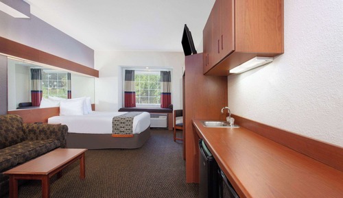 Suite estudio, 1 cama de matrimonio, accesible para personas con discapacidad, no fumadores