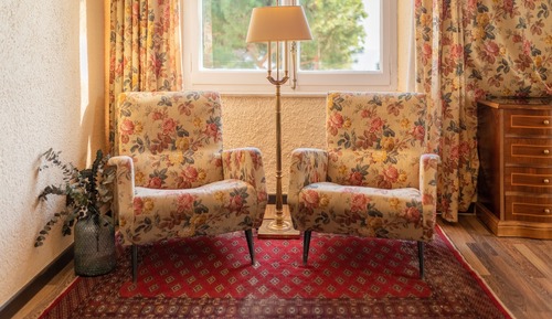 Suite junior, terraza, vistas parciales al mar