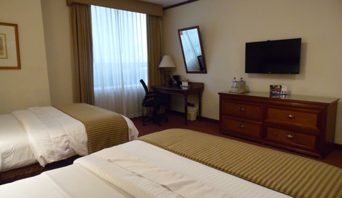 Habitación estándar, 2 camas dobles, fumadores