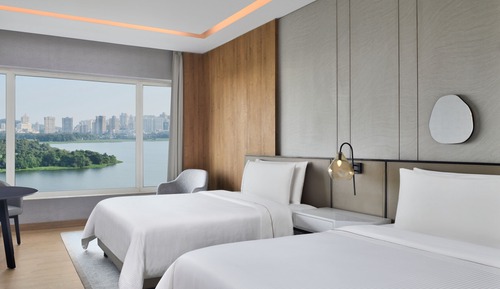 Habitación Club, 2 camas dobles, no fumadores, vistas al lago