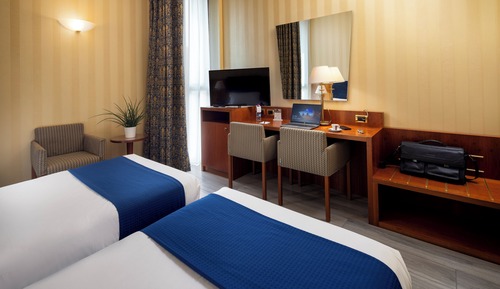 Habitación triple clásica