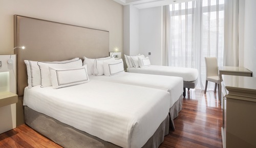 Habitación familiar (2 Adults and 2 Children)