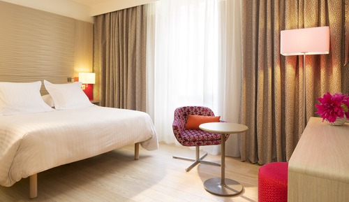 Habitación superior, vistas al jardín (and swimming pool view)