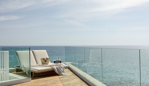 Suite presidencial, piscina privada, vistas al mar