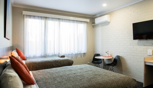 Habitación triple económica