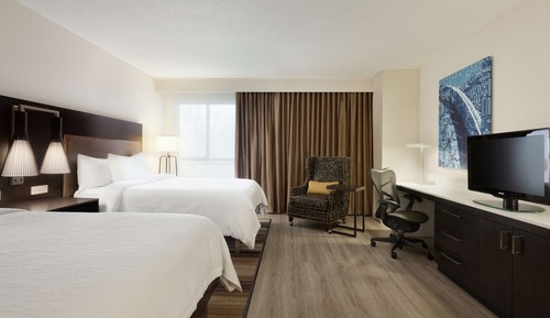 Habitación, 2 camas de matrimonio (Drinks and Snacks)