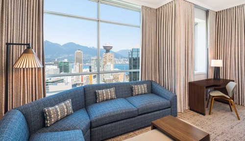 Suite, 1 cama de matrimonio grande, balcón, vistas a la ciudad (2 Room)