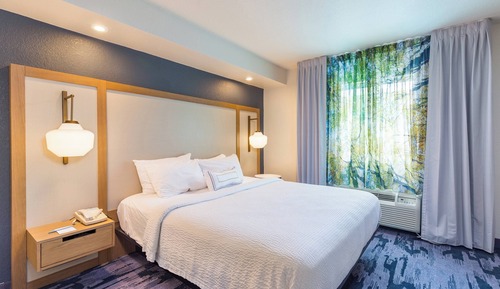 Habitación, 1 cama de matrimonio grande (Hearing Accessible)