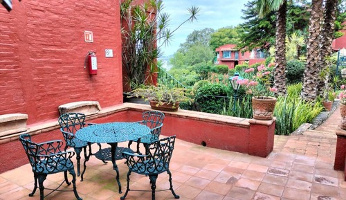 Habitación junior doble, 2 camas dobles, vistas al jardín