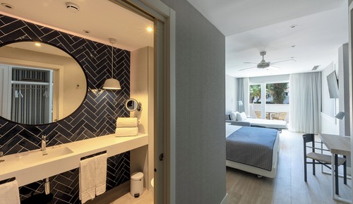 Habitación Premium familiar, vistas al jardín