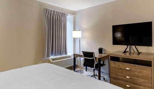 Habitación, 1 cama de matrimonio, accesible para personas con discapacidad (Roll-In Shower)