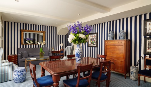 Suite (91) The Bedford)