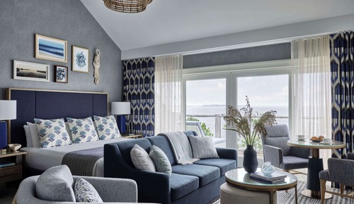 Signature Water View King