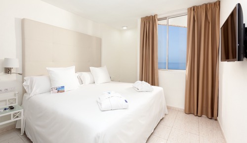 Junior Suite Skyline Front Ocean View