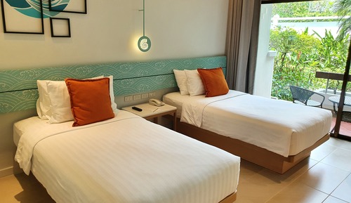 Habitación Premier, 2 camas individuales, vistas a la piscina