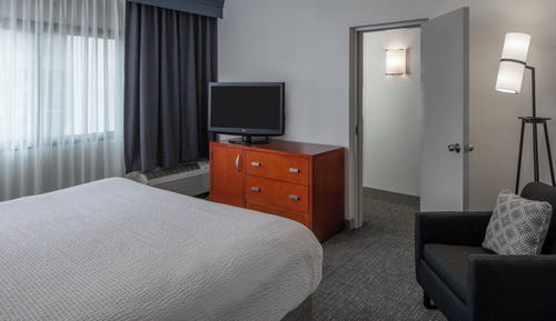 Suite, 1 habitación, no fumadores, vistas al patio