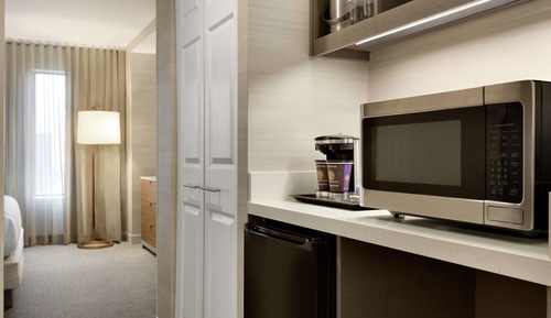 Suite, 1 cama de matrimonio grande, en esquina (Expanded)