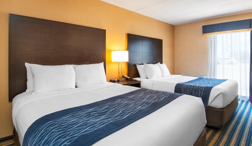 Habitación estándar, 2 camas de matrimonio, no fumadores (Main Floor)