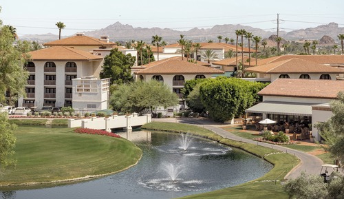 Suite, vistas al campo de golf (2 Queen Beds)