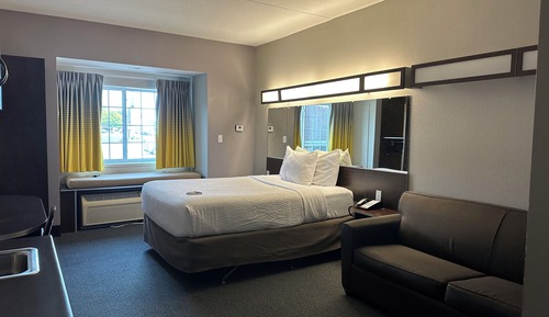 Suite estudio, 1 cama de matrimonio, accesible para personas con discapacidad (Mobility Accessible)