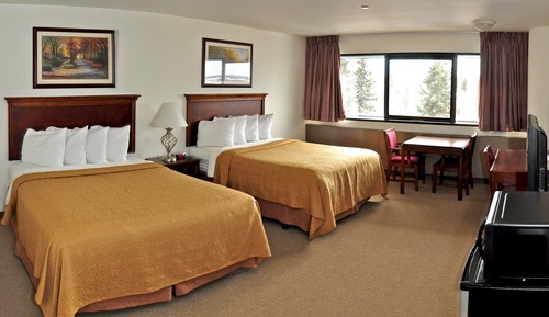 Habitación Deluxe, 2 camas de matrimonio, frigorífico y microondas