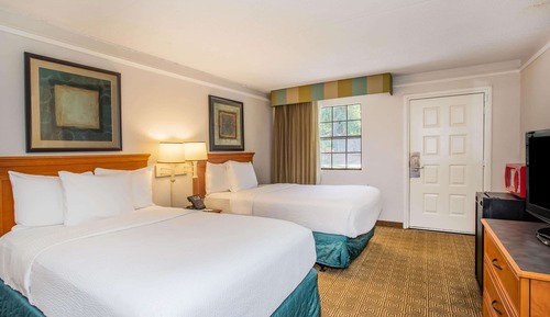 Habitación, 2 camas dobles, no fumadores (Mobility/Hearing Impaired Accessible)