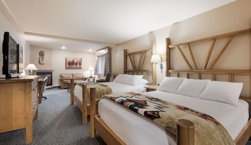 Habitación estándar, 2 camas de matrimonio, no fumadores, chimenea (Larger Room)