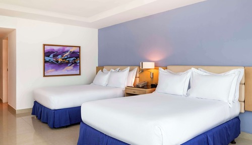 Habitación, 2 camas de matrimonio, en esquina