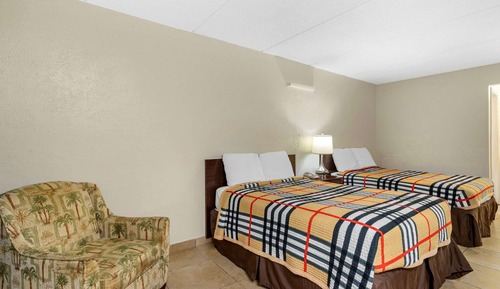 Habitación estándar, 2 camas dobles, no fumadores