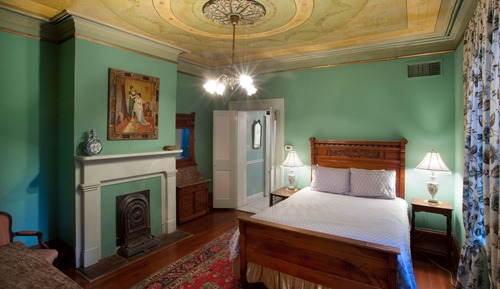 Room, 1 Queen Bed (302), Stairs Required