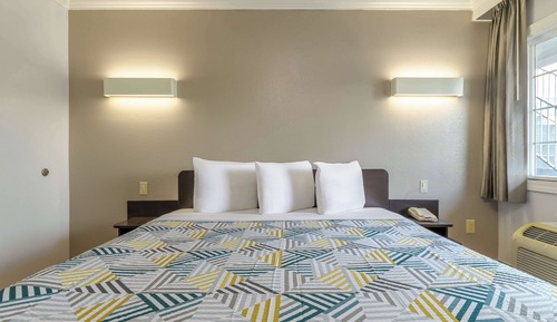 Habitación estándar, 1 cama de matrimonio grande, accesible para personas con discapacidad