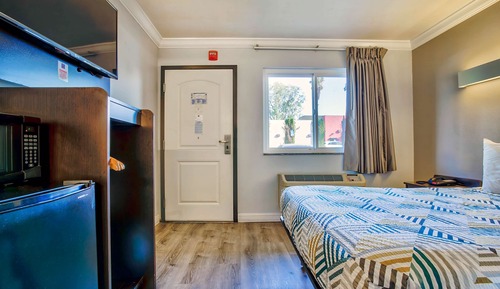 Habitación estándar, 1 cama de matrimonio grande, accesible para personas con discapacidad