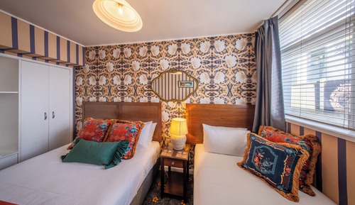 Suite, 1 habitación (In Adjacent Building)