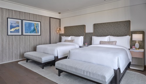 Habitación Deluxe, 2 camas de matrimonio, balcón (Hearing Accessible)